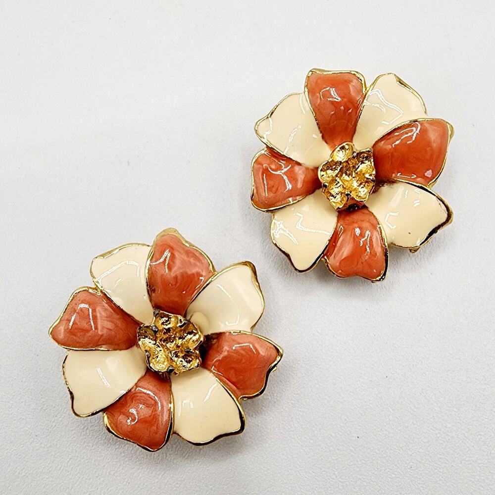 Vintage Enamel Flower Clip On Earrings Peach Orange Cream Gold Tone